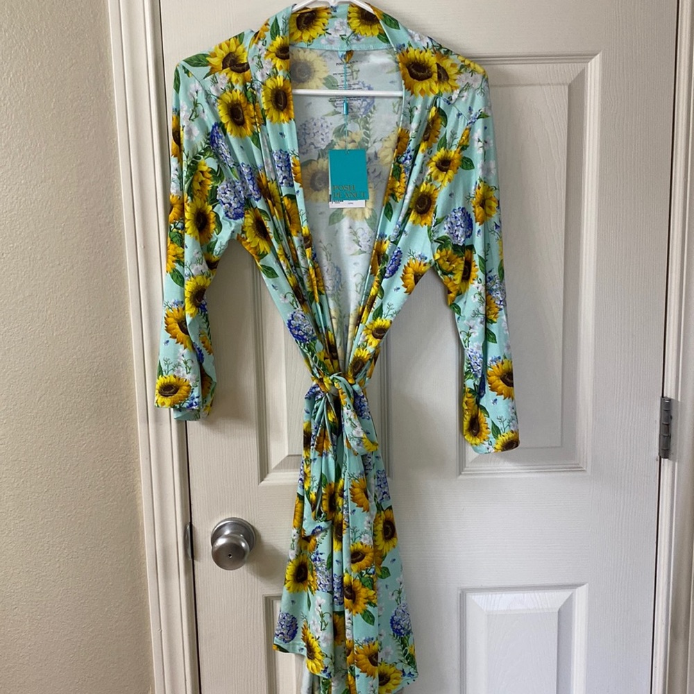 Posh Peanut robe